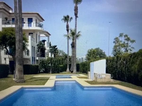 Sale of flat in Barrio Les Bassetes-El Marjal, Denia
photo 1