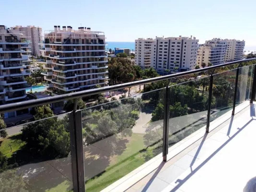 Sale of apartment in Maestro José Garberí Serrano, Alicante
photo 3