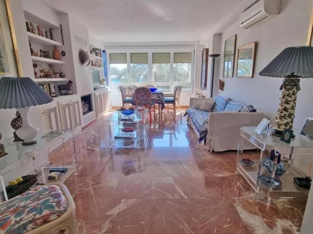 Sprzedaż mieszkania w Avenida Vicente Llorca Alós, Benidorm
photo 5