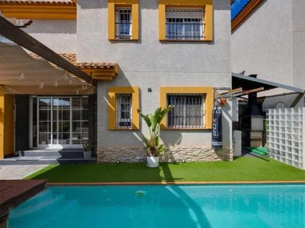 Casa independiente en calle la Herrada thumbnail 1