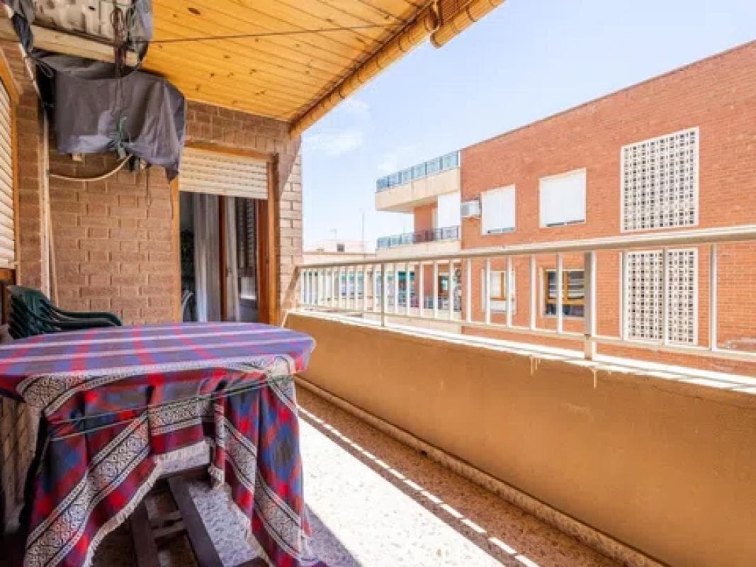 Venta de piso en Barrio El Acequión, Torrevieja
photo 3