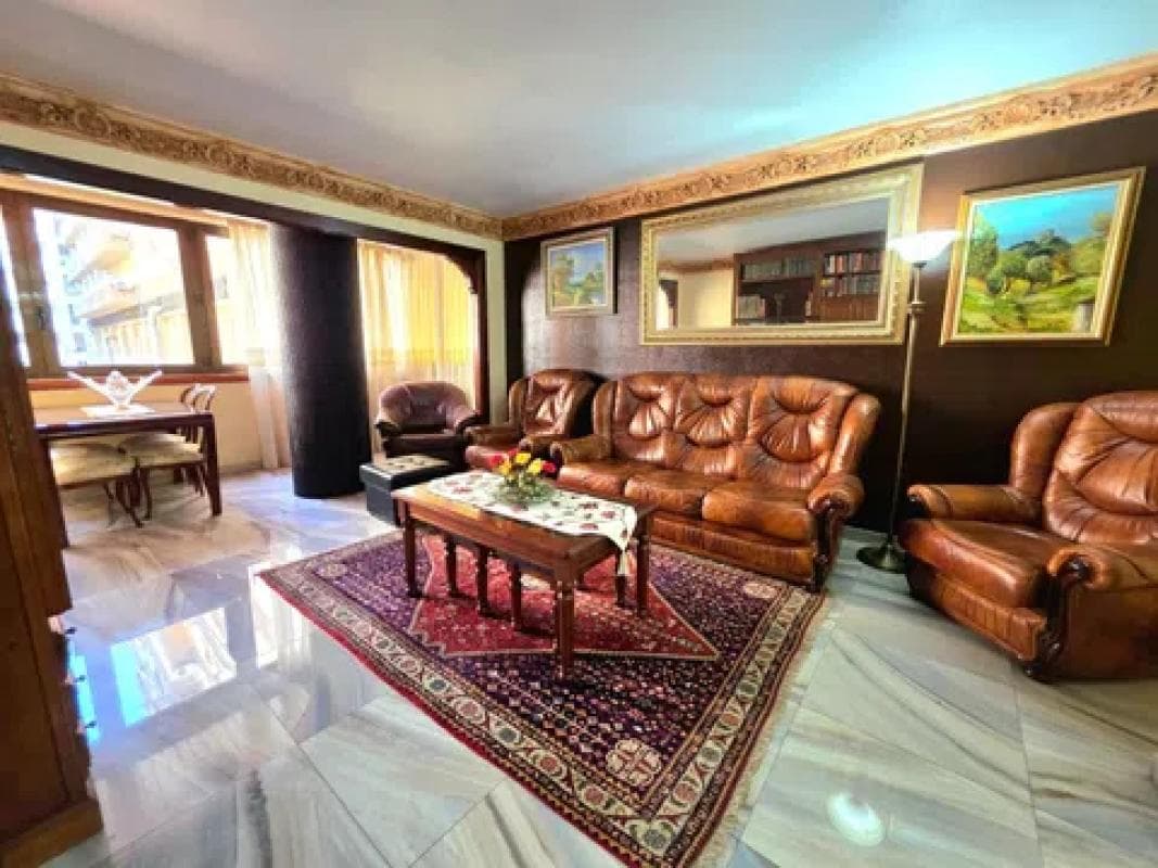 Sale of apartment in Calle General O'Donnell, 11, Alicante
photo 4