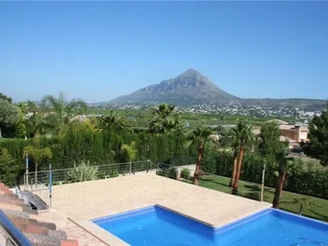 Property photo 3