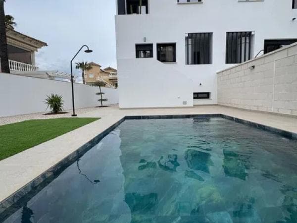 Casa independiente thumbnail 2