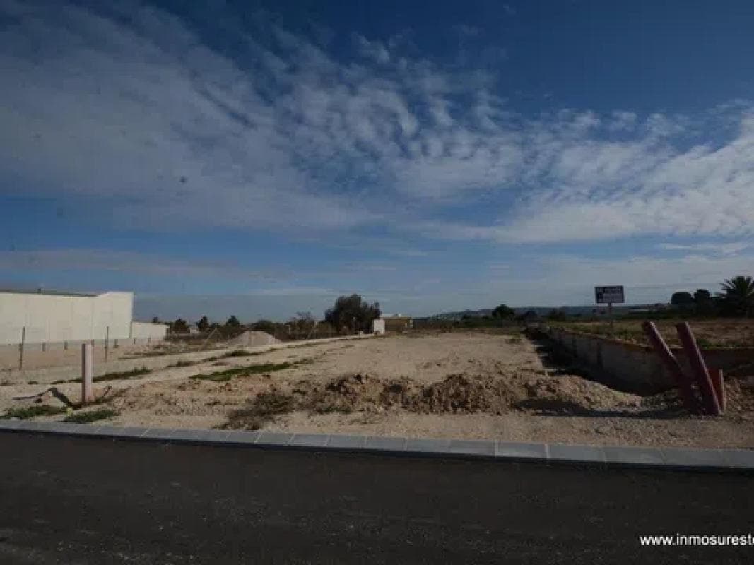 Terreno en venta en Bigastro, Alicante photo 4