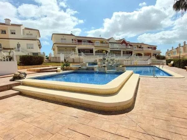 Chalet independiente en venta en Benijofar, Benijofar thumbnail 1