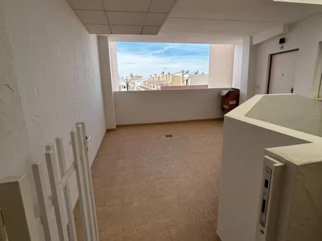 Venta de piso en Calle Cabo Prior, Orihuela
photo 3