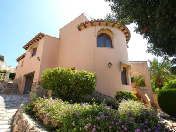 Chalet independiente en venta en Cala Advocat - Baladrar, Benissa
photo 1
