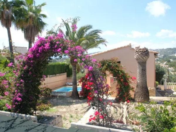 Chalet independiente en venta en Cala Advocat - Baladrar, Benissa
thumbnail 1