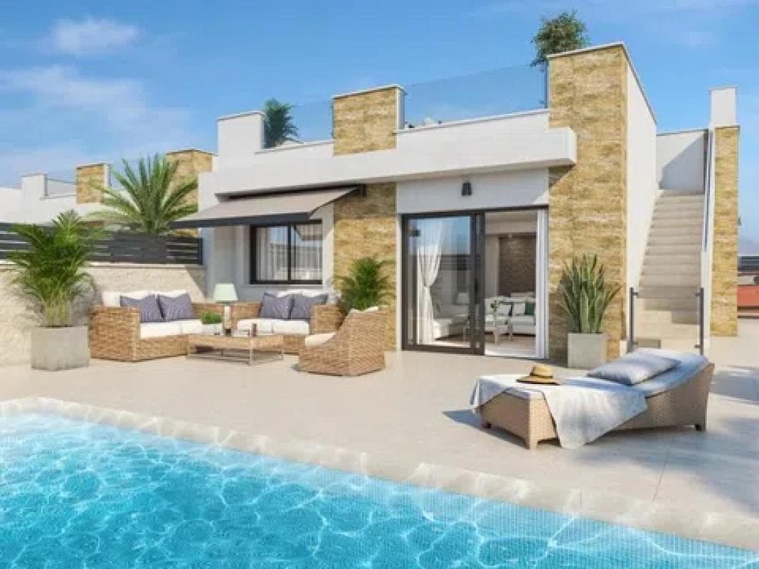 Venta de chalet independiente en Barrio La Siesta - El Salado - Torreta, Torrevieja
photo 5