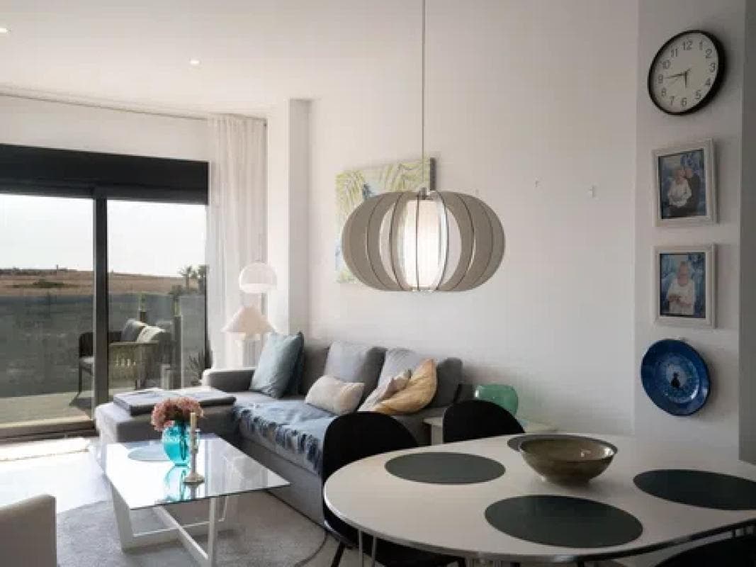 Sale of apartment in Calle Enrique Fermi, 1, Torrevieja
photo 3
