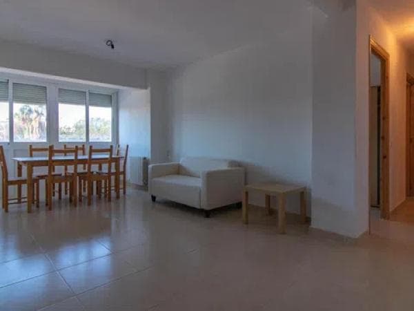 Продажа квартиры на Avenida Alfredo Nobel, Торревьеха
photo 1