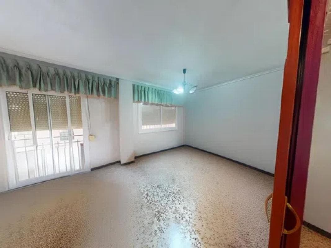 Venta de piso en Calle Pablo Picasso, Elche / Elx
photo 4