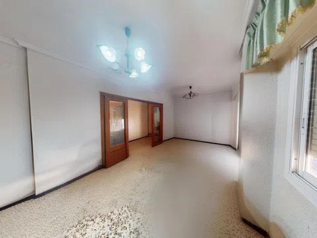 Venta de piso en Calle Pablo Picasso, Elche / Elx
photo 5