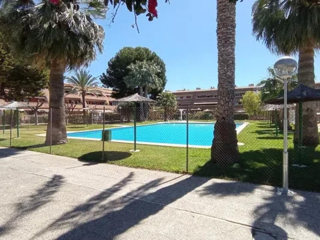 Venta de chalet adosado en Avenida del Instituto , San Juan de Alicante photo 3