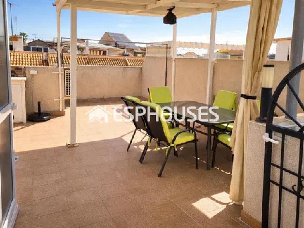 Sale of apartment in Barrio La Siesta - El Salado - Torreta, Torrevieja
photo 2