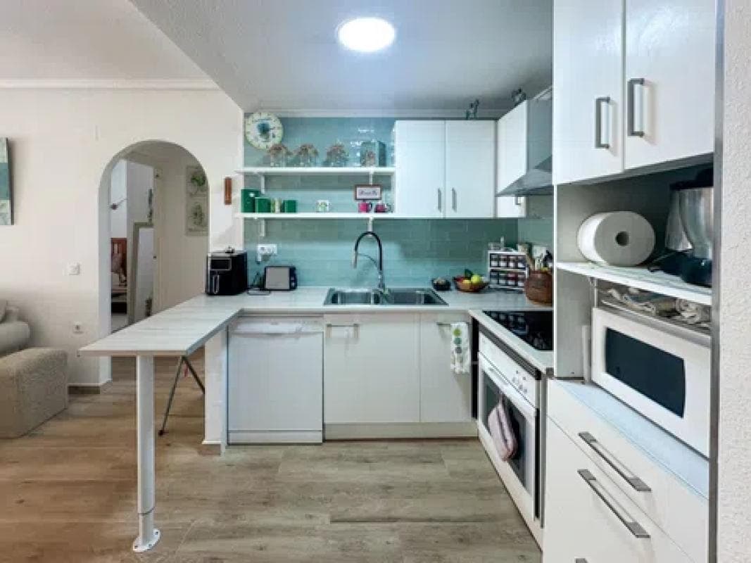 Venta de piso en Barrio Centro - Muelle Pesquero, Torrevieja
photo 3