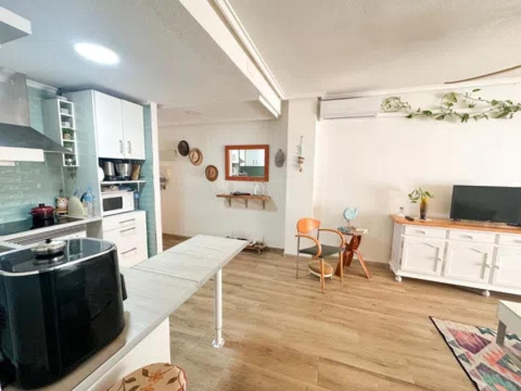 Venta de piso en Barrio Centro - Muelle Pesquero, Torrevieja
photo 5