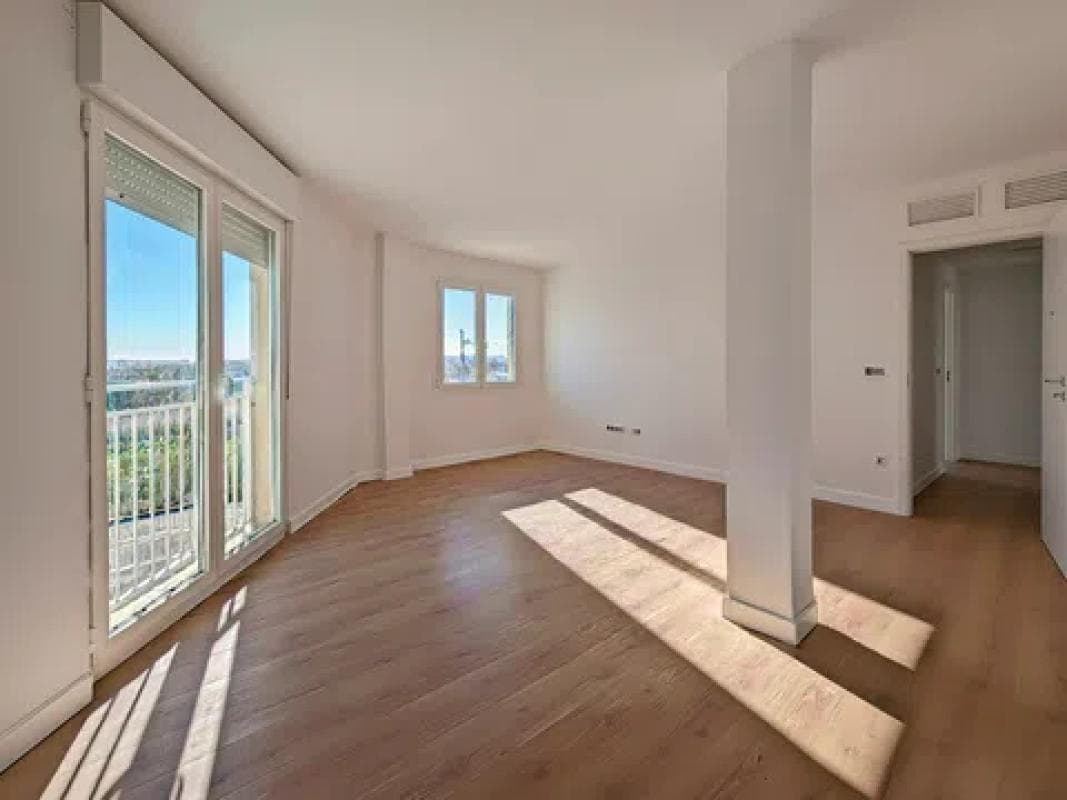 Venta de piso en Avenida Cortes de Aragón, 6, Pinseque
photo 4