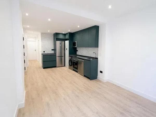 Venta de piso en Calle Las Delicias, 15, Zaragoza
thumbnail 1