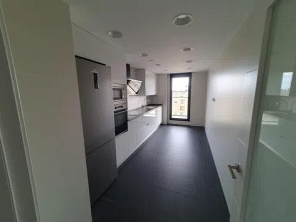 Venta de piso en Avenida Cesáreo Alierta, 100, Zaragoza
thumbnail 2