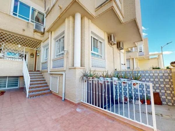 Chalet adosado en calle Medico Antonio Porpeta Clerigo photo 1