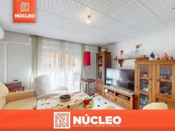 Venta de piso en Calle Velarde, Elche / Elx
photo 1