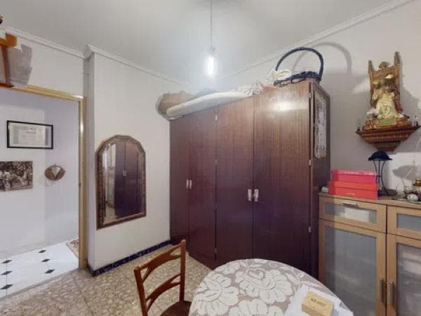 Venta de piso en Calle Velarde, Elche / Elx
thumbnail 2