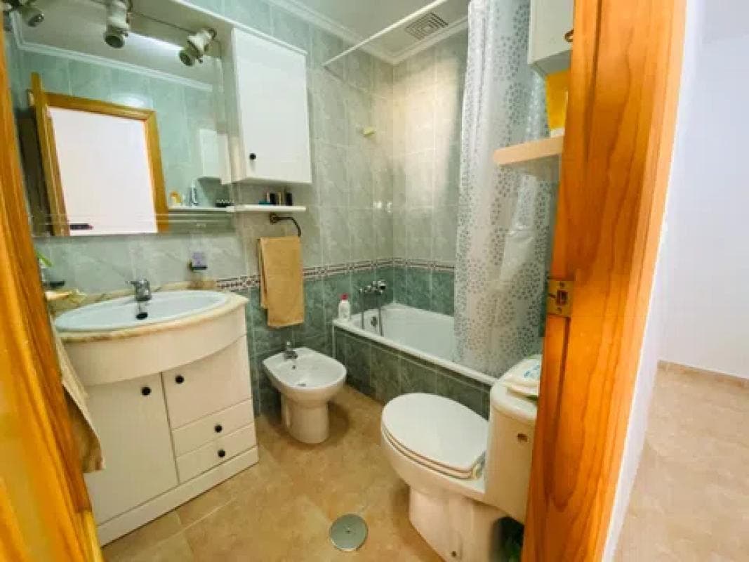 Продажа квартиры на Calle los Gases, Торревьеха
photo 5