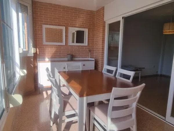 Venta de piso en Avenida Países Escandinavos, 18, Alicante / Alacant
thumbnail 2
