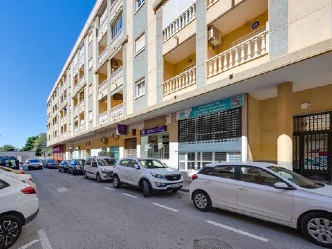 Venta de piso en Calle Bilbao, Torrevieja
photo 3