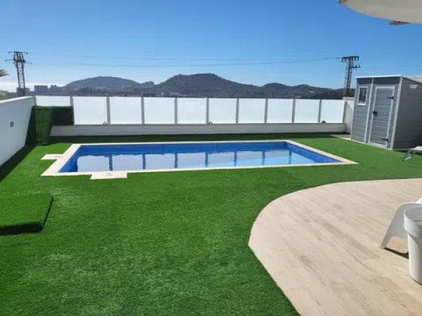 Chalet adosado thumbnail 1