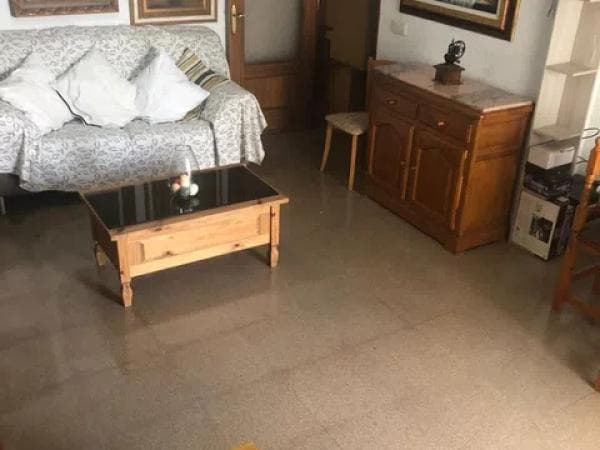 Venta de piso en Calle Devesa, Alicante / Alacant
thumbnail 1