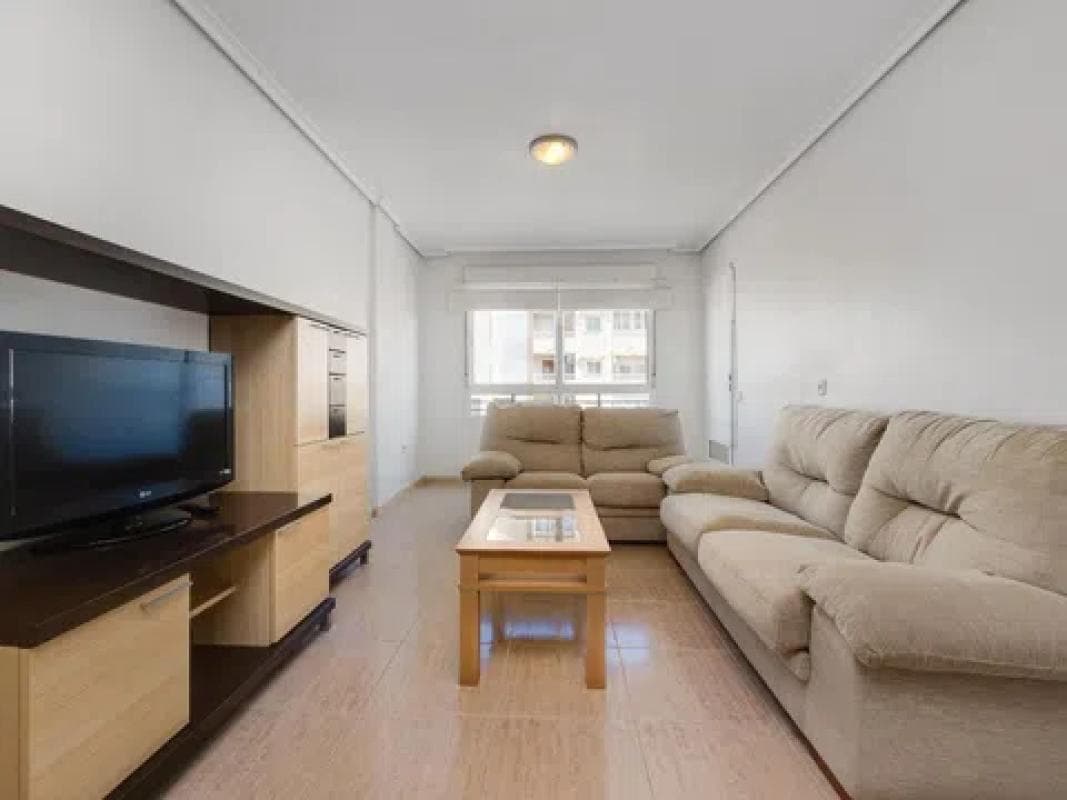 Venta de piso en Calle d Manuel Martinez Guirao, Torrevieja
photo 3