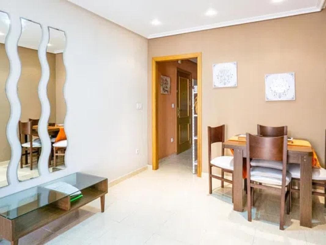 Venta de piso en Avenida Salamanca, Santa Pola
photo 2