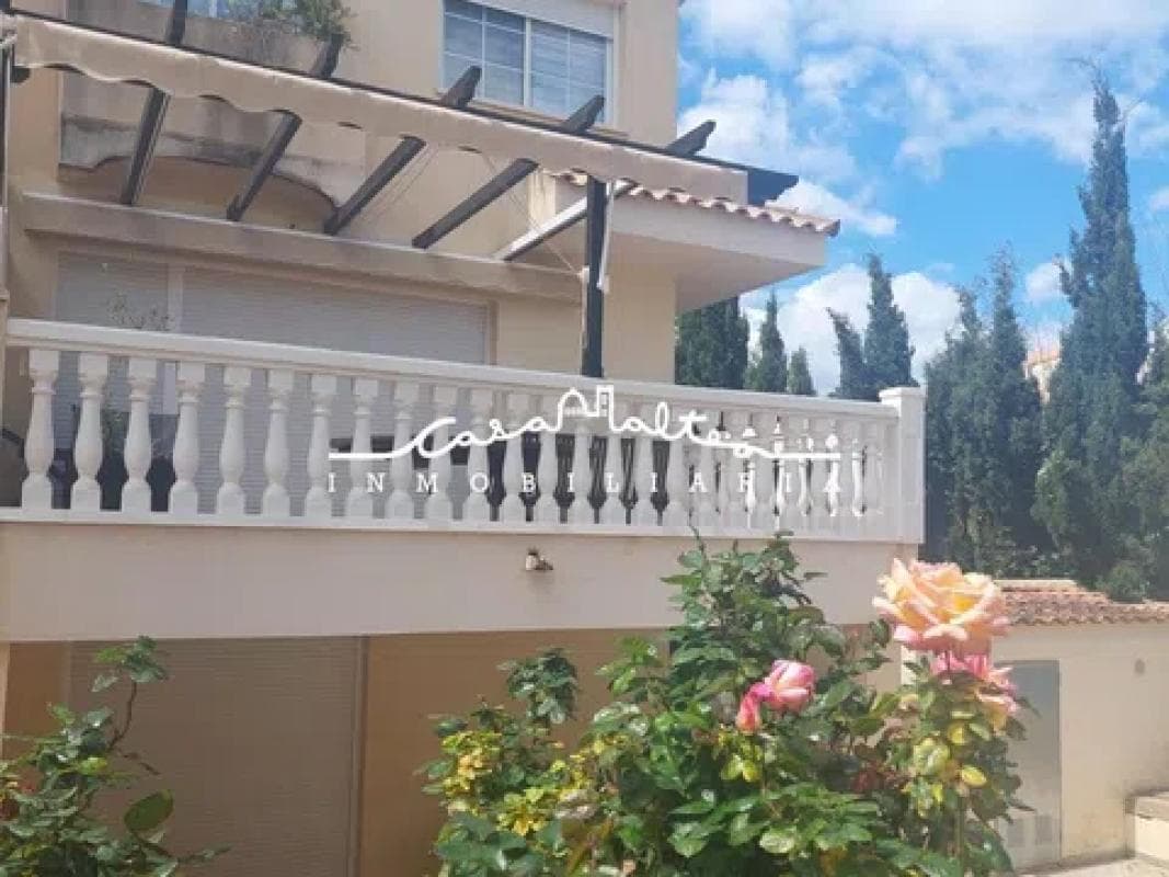 Propiedades en venta y alquiler en España photo 2