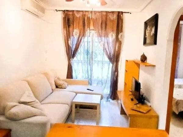 Продажа квартиры на Calle Goleta, 44, Торревьеха
thumbnail 1
