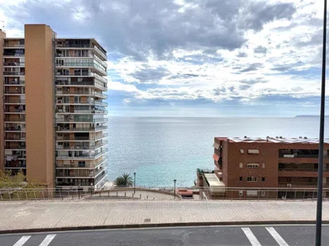 Venta de piso en Avenida de Villajoyosa, Alicante / Alacant
photo 4
