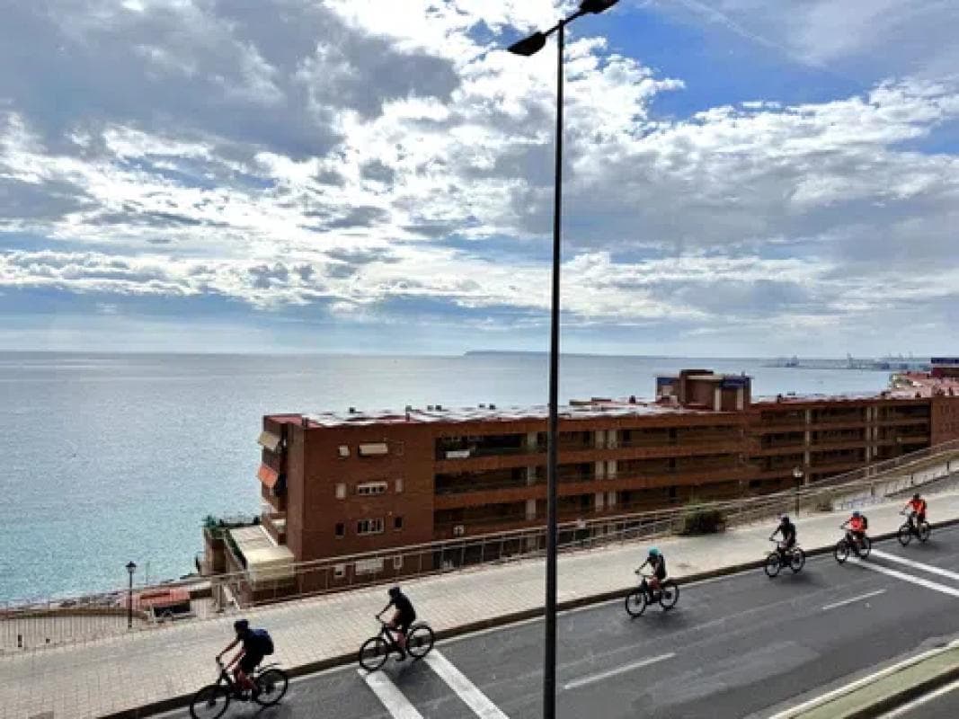 Venta de piso en Avenida de Villajoyosa, Alicante / Alacant
photo 5