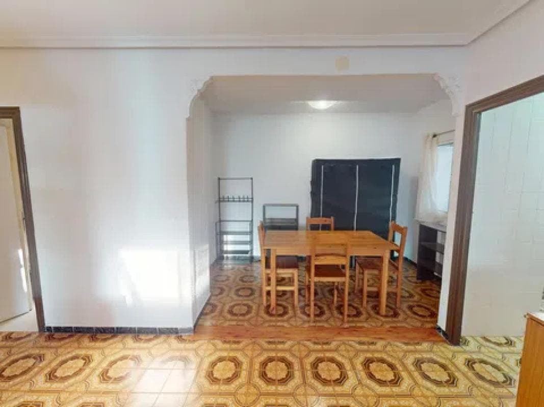 Venta de piso en Calle Federico García Lorca, Elche / Elx
photo 4