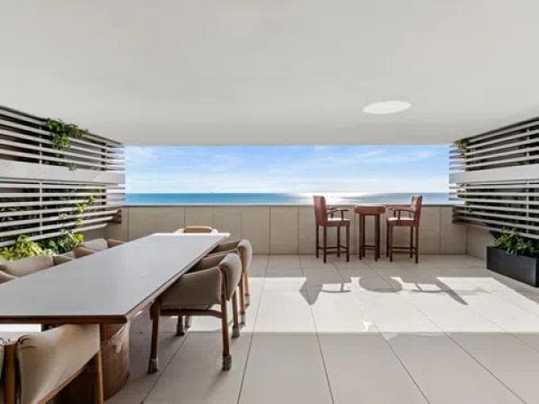 Venta de piso en Barrio Pacífico, Málaga
thumbnail 1