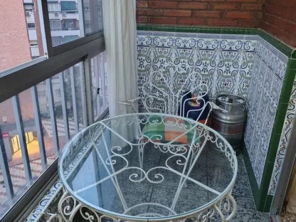 Sale of flat in Calle Venegas, 10, Málaga
thumbnail 2