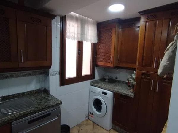 Продажа квартиры на Calle Dolores Ibárruri, 45, Малага
thumbnail 2
