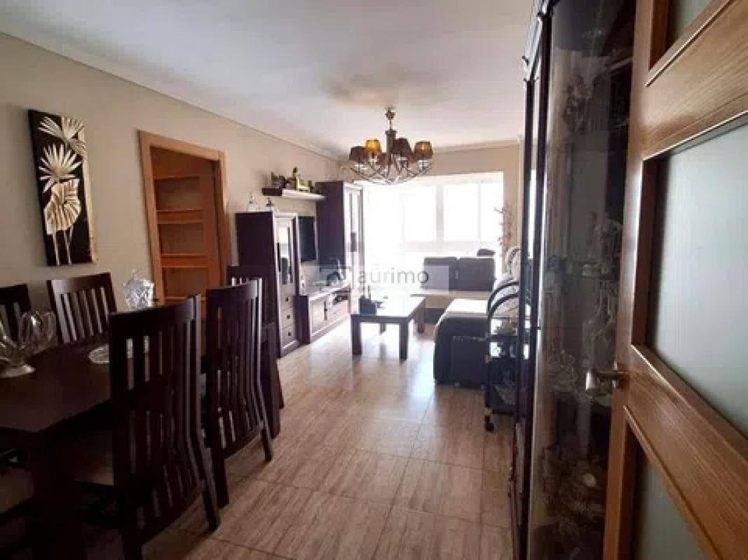 Продажа квартиры на Barrio Vistafranca, Малага
photo 4