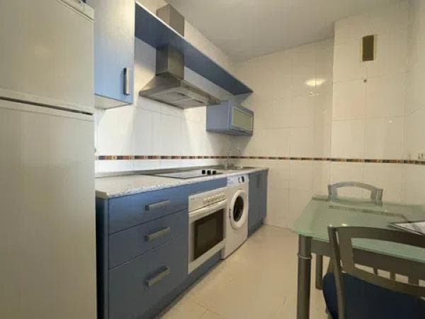 Sale of flat in Camino de la Térmica, 80, Málaga
thumbnail 1
