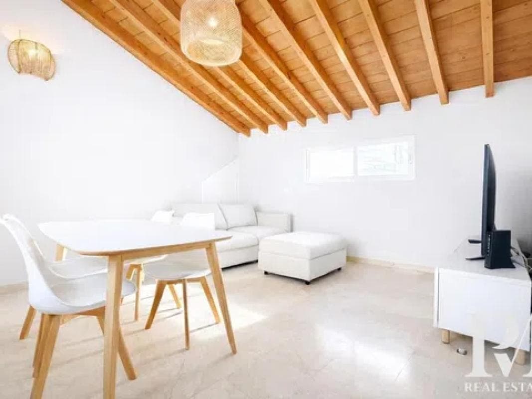 Venta de duplex en Plaza de Uncibay, Málaga photo 2