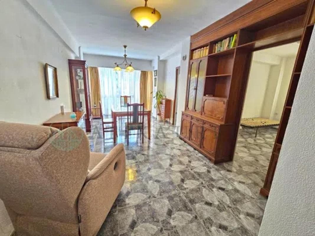 Sale of apartment in Barrio Cristo de la Epidemia, Málaga
photo 3