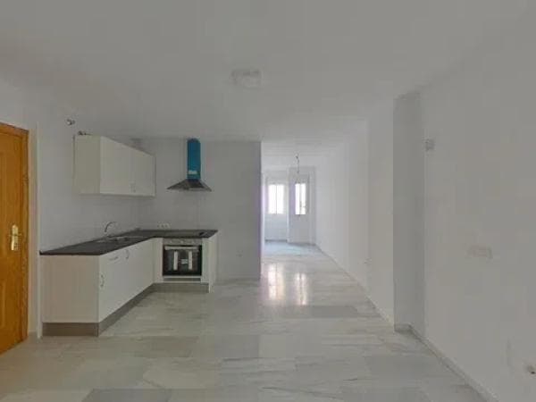 Venta de piso en AL BARCELO, 75, Málaga
photo 1