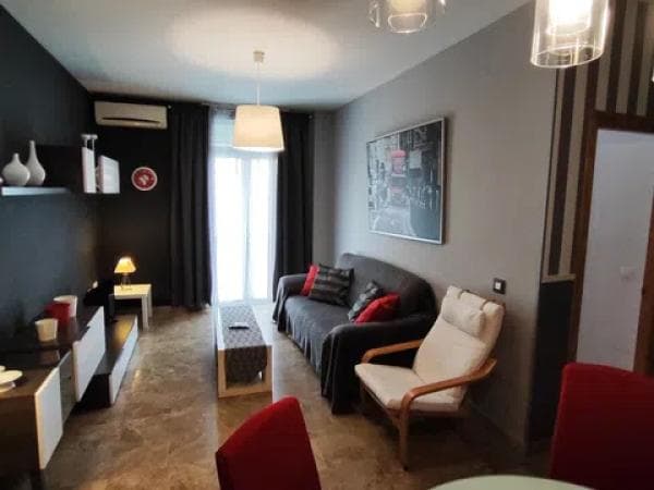 Sale of flat in Barrio El Molinillo - Capuchinos, Málaga
thumbnail 2