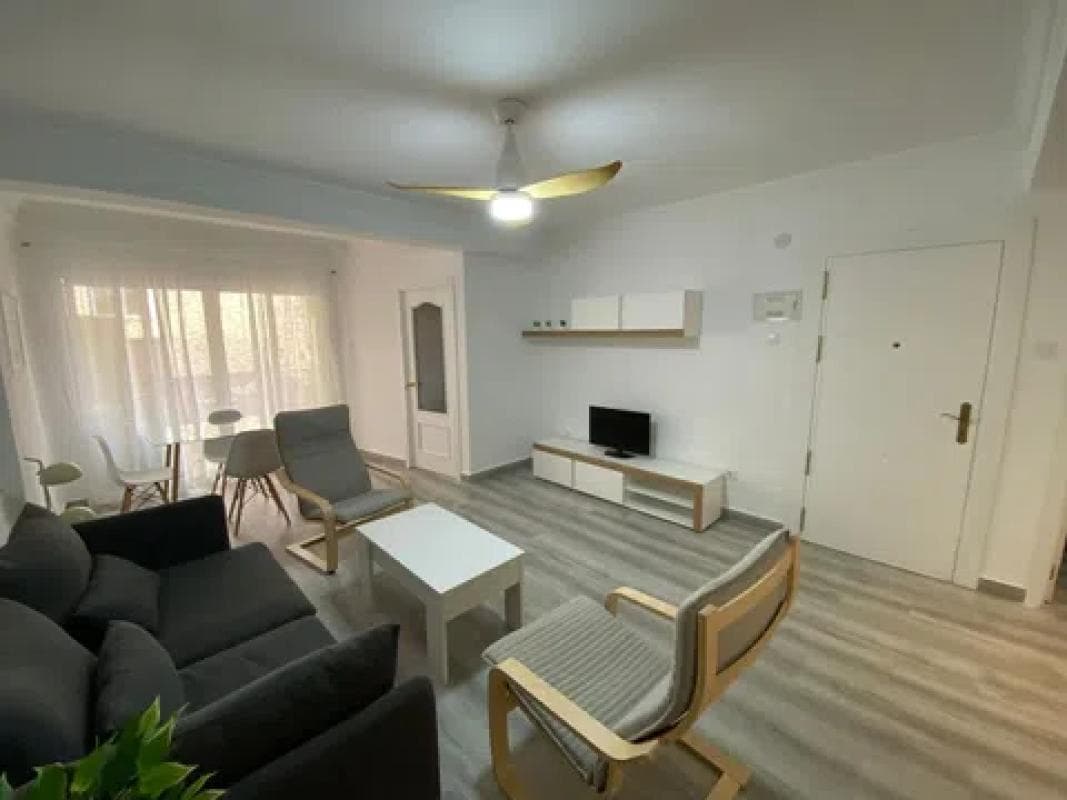 Продажа квартиры на Calle Juan de Herrera, 40, Малага
photo 2